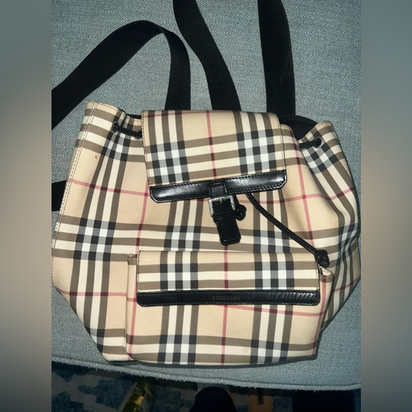 AUTHENTIC VINTAGE BURBERRY BACKPACK - Picture 3 of 5